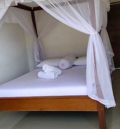 Warung Jemeluk & Home Stay Amed Esterno foto