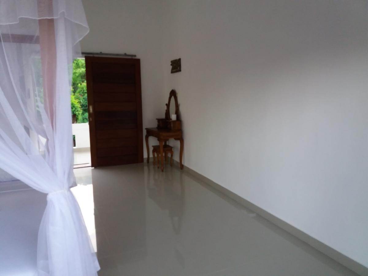 Warung Jemeluk & Home Stay Amed Esterno foto