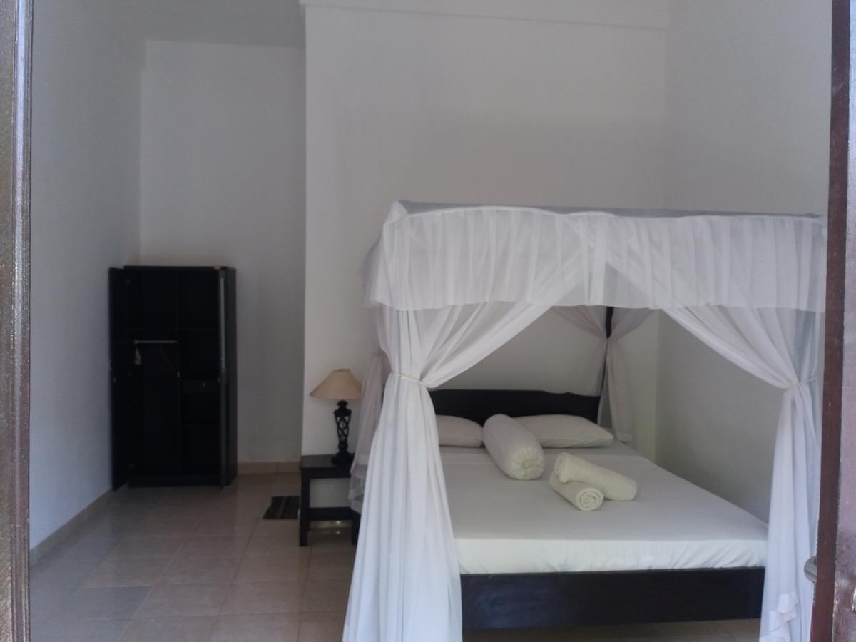 Warung Jemeluk & Home Stay Amed Esterno foto