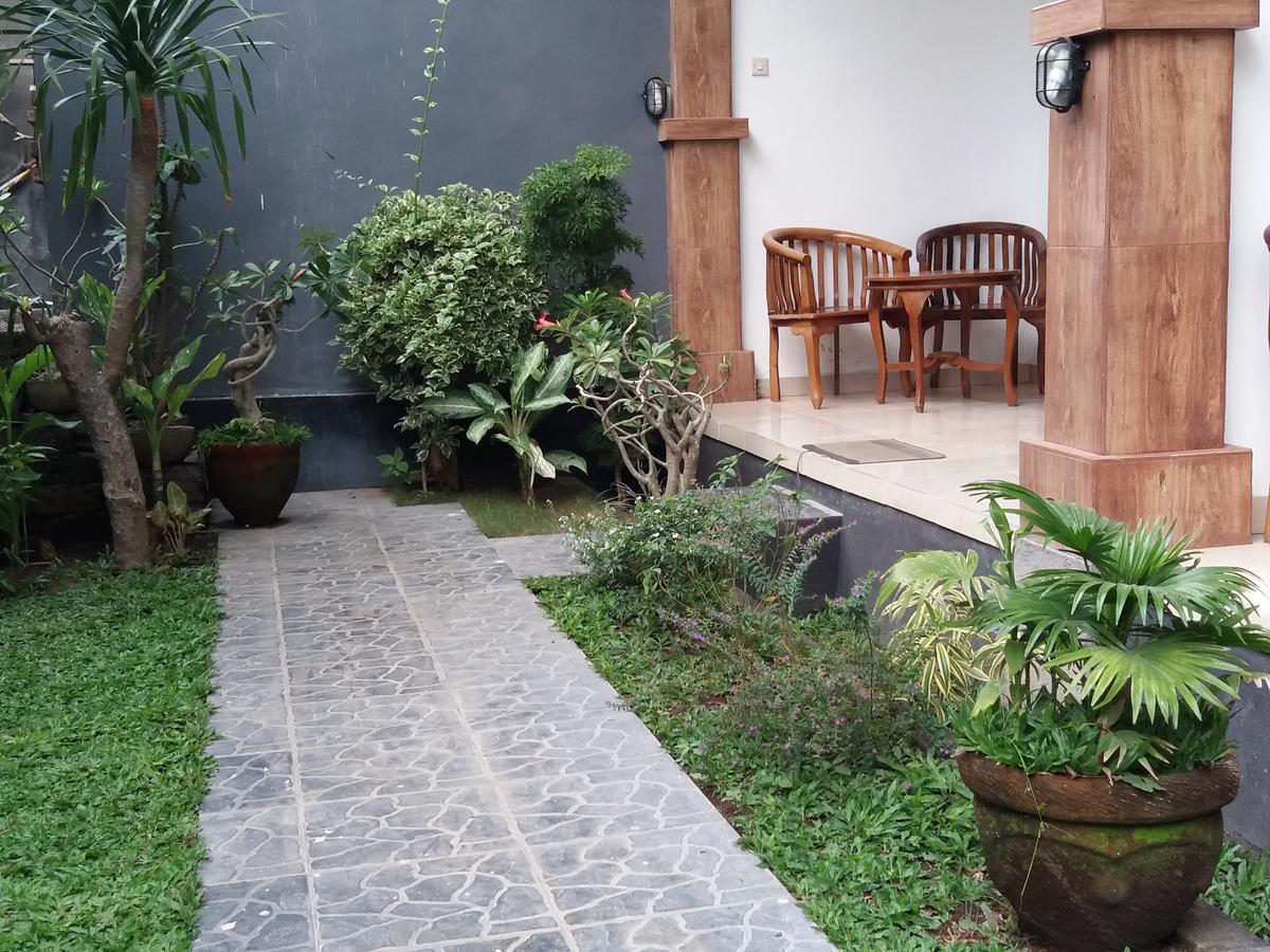 Warung Jemeluk & Home Stay Amed Esterno foto