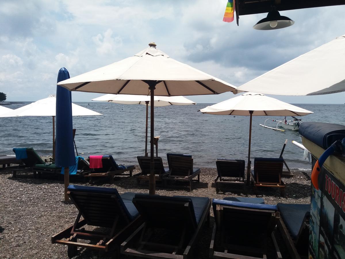 Warung Jemeluk & Home Stay Amed Esterno foto