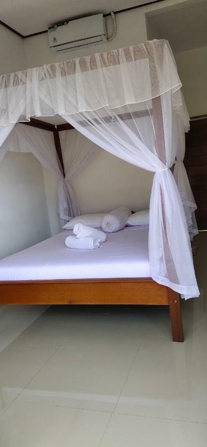 Warung Jemeluk & Home Stay Amed Esterno foto