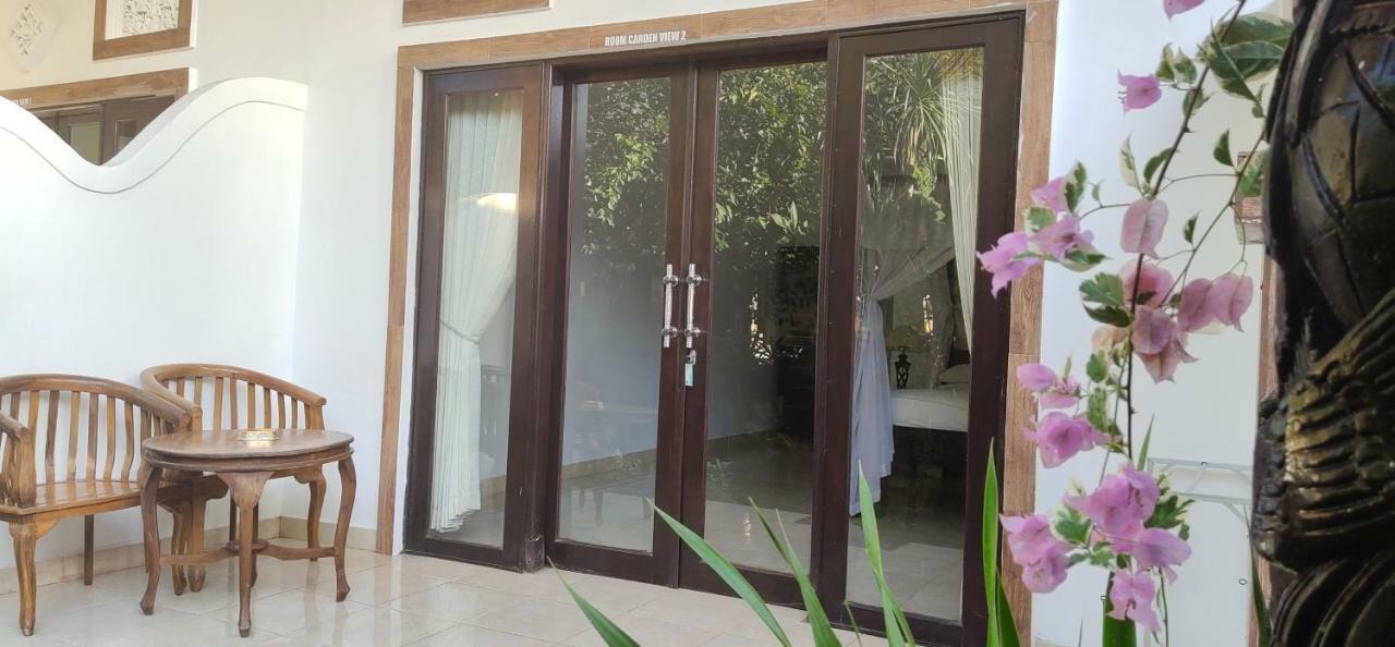 Warung Jemeluk & Home Stay Amed Esterno foto