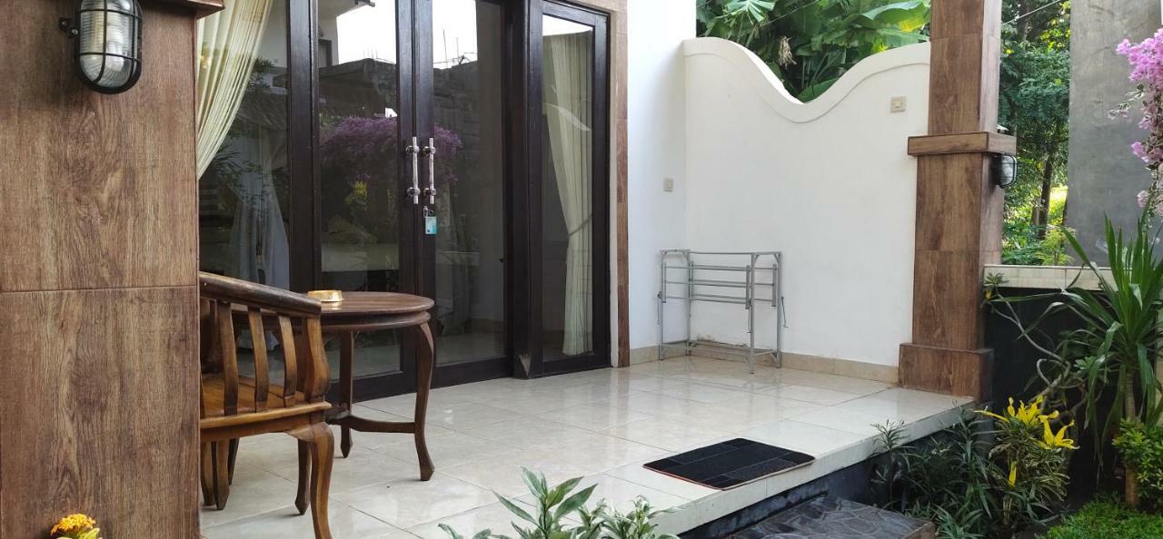 Warung Jemeluk & Home Stay Amed Esterno foto